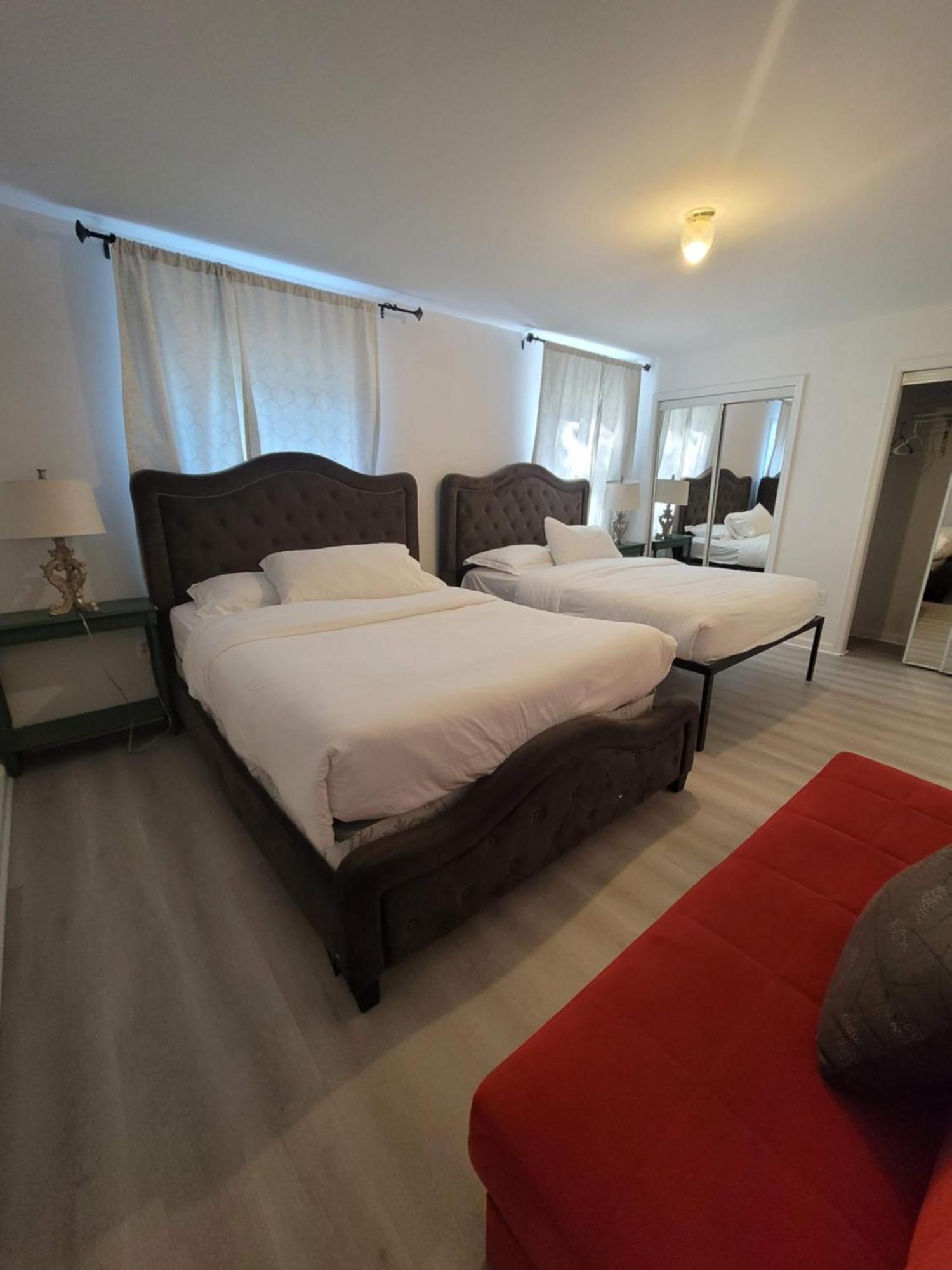 Luxury Apartments 5Queenbed - 20 Min Away Manhattan เจอร์ซีย์ซิตี้ ภายนอก รูปภาพ